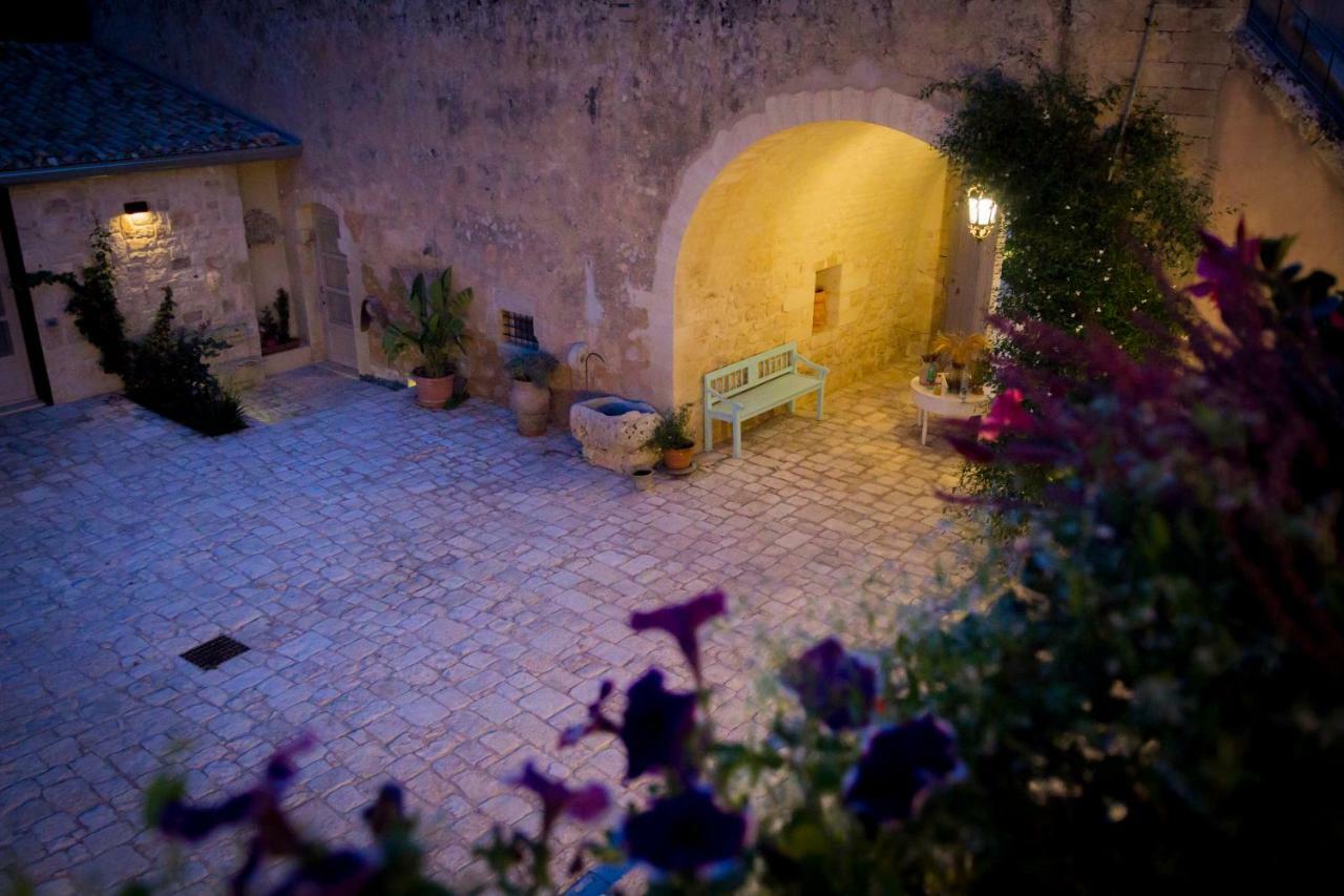 Pensjonat Terre Di Cavalusi Relais Donnafugata Zewnętrze zdjęcie