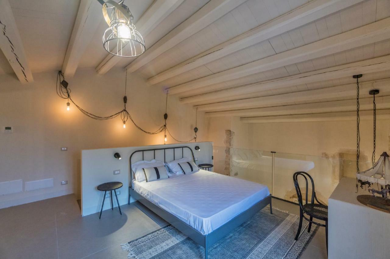 Pensjonat Terre Di Cavalusi Relais Donnafugata Zewnętrze zdjęcie