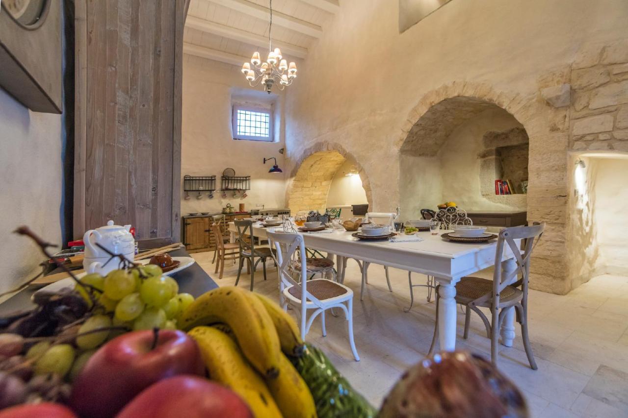 Pensjonat Terre Di Cavalusi Relais Donnafugata Zewnętrze zdjęcie